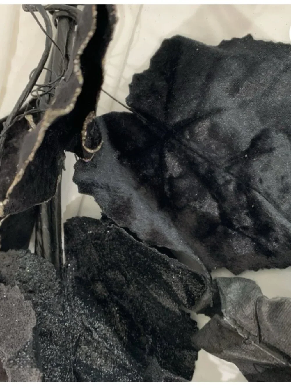 Pier 1 Imports Black Maple Leaf Garland 71”